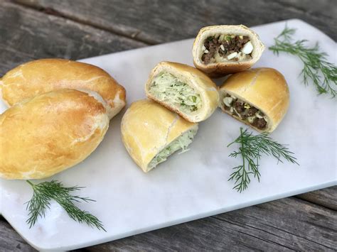  Pirojkis aux champignons : une explosion de saveurs forestières enveloppée dans un manteau chaud et moelleux !