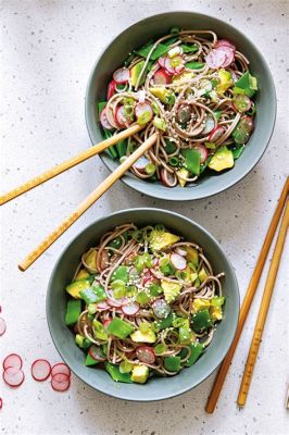  La Salade de Nouilles à la Jinan : Une symphonie savoureuse d’épices et textures étonnantes !